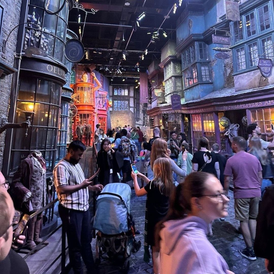 Warner Bros. Studio Tour London Tickets & Offers | Kids Pass