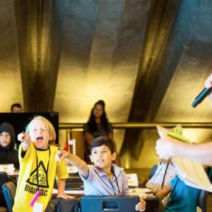 Children watching Brainiac Live science show