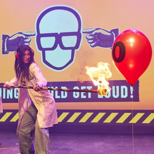 Brainiac Live fire experiment on stage