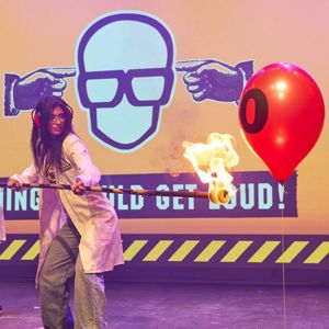 Brainiac Live fire experiment on stage