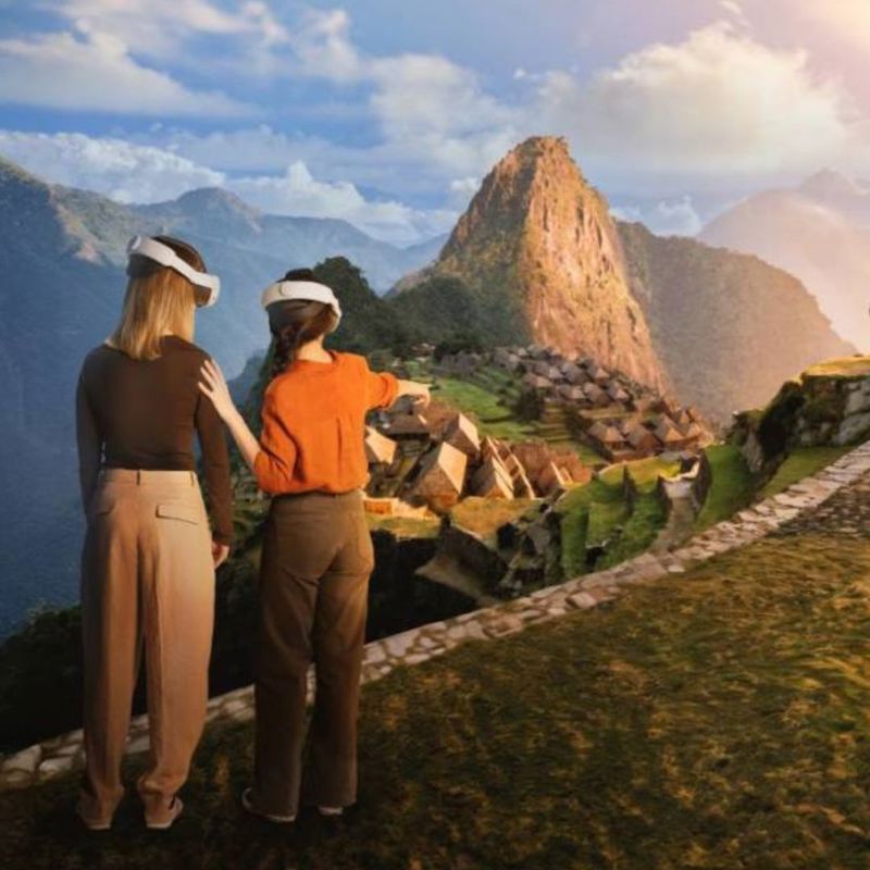 Visitors discovering Machu Picchu in VR