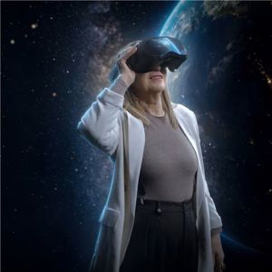 Visitor wearing VR headset at Smithsonian Starstruck