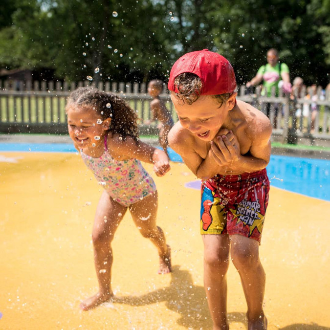 🌊 Don’t Forget Your Towel! The UK’s Coolest Splash Parks & Family Water Play Days