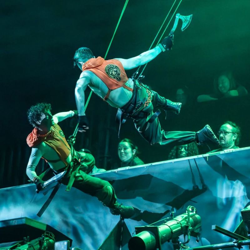 Action scene in The Hunger Games theatre show