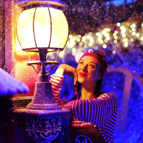 Elf at The Wundrful World of Christmas