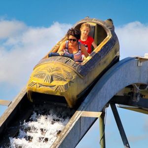 Family log flume ride at Twinlakes Theme Park