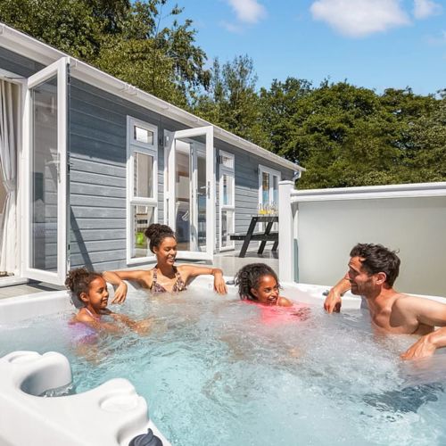 Hoseasons - Hot Tubs